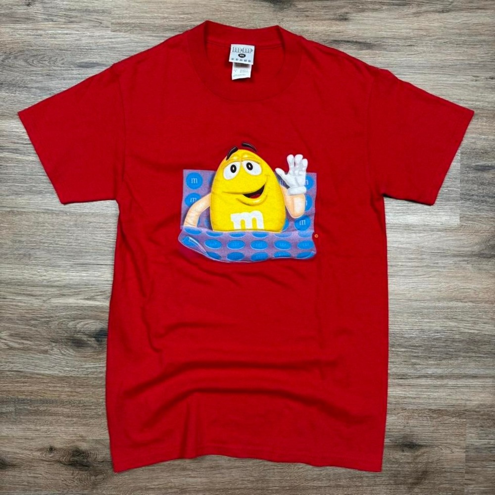 Vintage M&M's Red Yellow Character Puff Print Graphic Tee Candy Logo Shirt